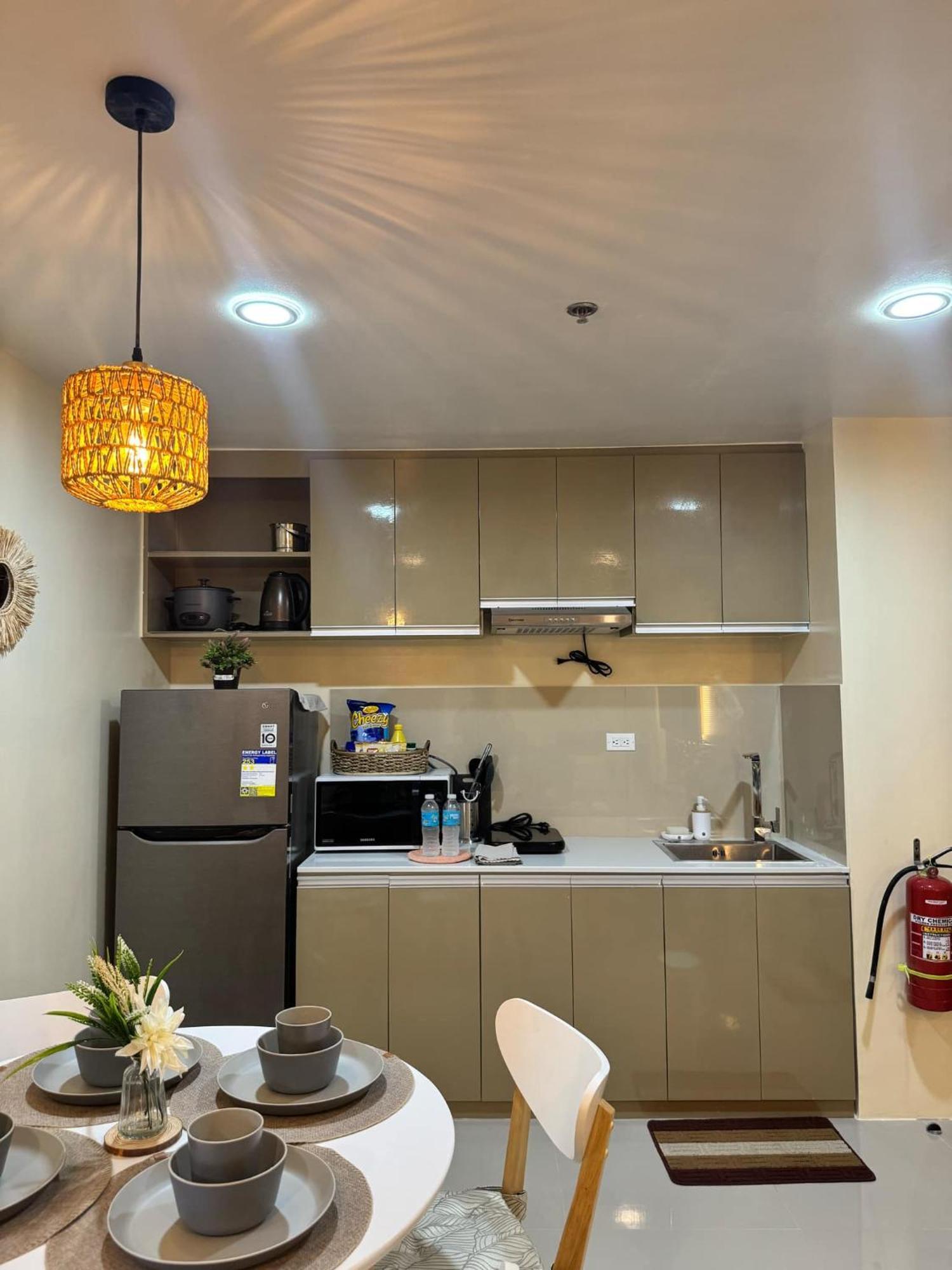 Condo 801 Bernwood Tower 일로일로 외부 사진
