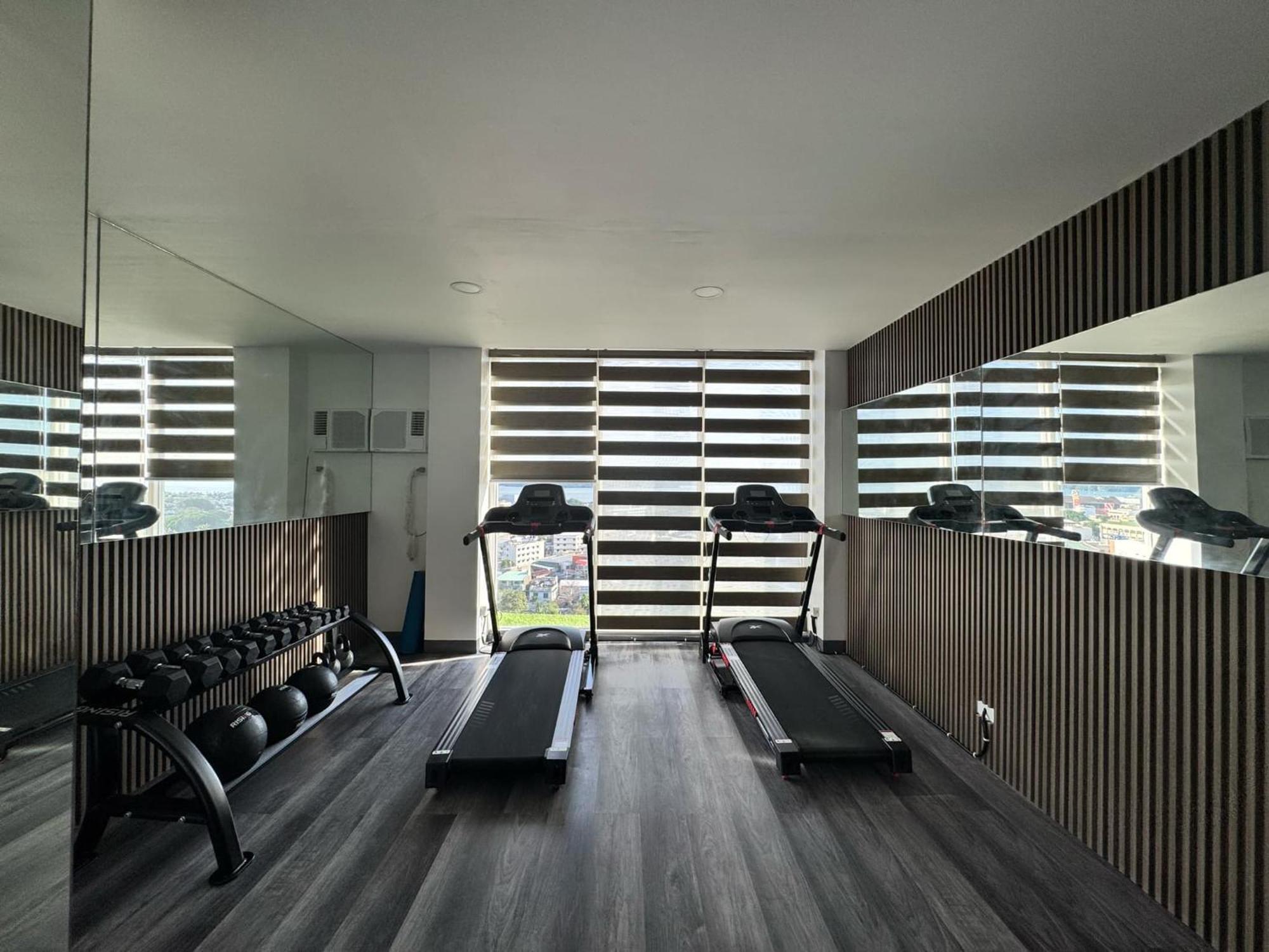 Condo 801 Bernwood Tower 일로일로 외부 사진